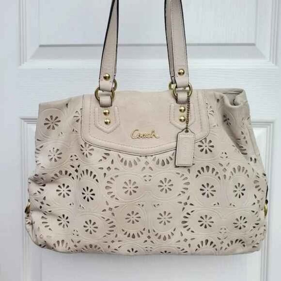 Authentic COACH cut Ashley Ivory Leather Carryall Shoulder Bag #21883 - Rare! - Picture 1 of 10